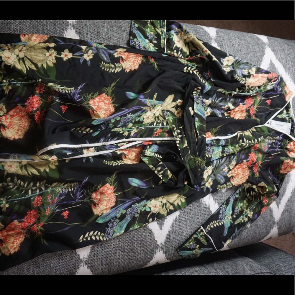 Tropical belted kimono